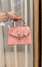 New Collection 2026 Louis Vuitton N83604 Rose Des Vents Mini In Pink Ostrich Leather 19x15x9cm - 1