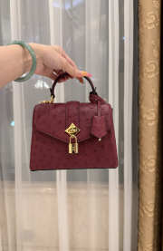 New Collection 2026 Louis Vuitton N83604 Mini Wind Rose In Burgundy Ostrich Leather 19x15x9cm - 2