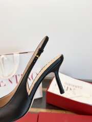 Uubags Valentino Bepointy Slingback Pump In Black/Ivory Patent Leather And Kidskin 8cm - 2
