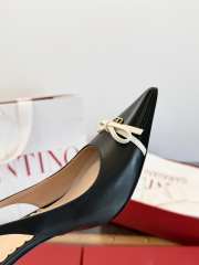 Uubags Valentino Bepointy Slingback Pump In Black/Ivory Patent Leather And Kidskin 8cm - 6