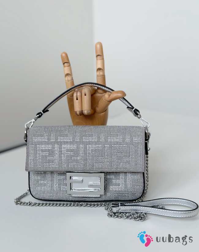 Uubags Fendi Baguette mini silver suede bag with FF in crystals and studs 20x5x13cm - 1
