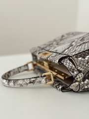 Uubags Fendi mini Peekaboo white python leather bag 23x12x19cm - 6