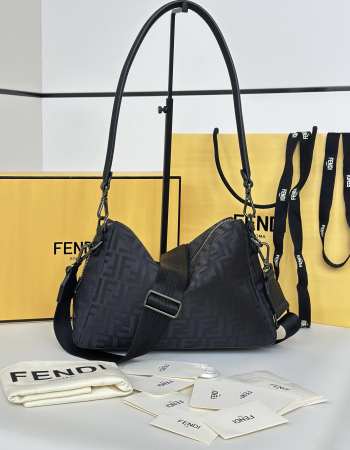 Uubags Squared FF Fendi Lui medium black leather and black FF nylon bag 28x11x19cm