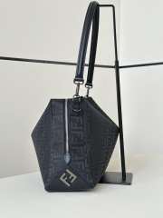 Uubags Squared FF Fendi Lui large black leather and black FF nylon bag 38x13x27cm - 4