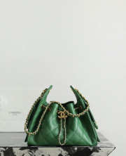 Uubags Chanel 25 mini handbag calfskin with grain effect & gold metallic in dark green 20x22x12.5cm - 4