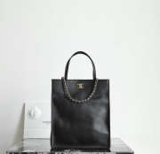 Uubags Chanel small shopping bag calfskin and gold-colored metal in black 28.5x23.5x9.5cm - 1