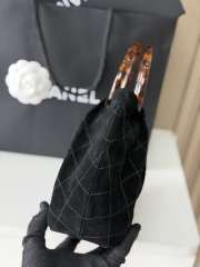 Uubags Chanel mini pouch in black suede with gold metal 12x5x9cm - 4