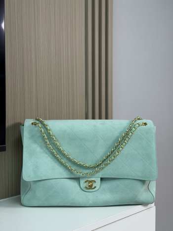 Uubags Chanel Maxi Flap bag Suede Calfskin & Gold-Tone Metal In Pastel Green 19.5x32x10cm