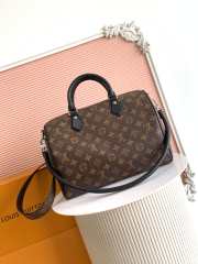 Uubags Louis Vuitton M12243 Speedy Soft 30 Dark Bag Monogram Black 30x21x17cm - 4