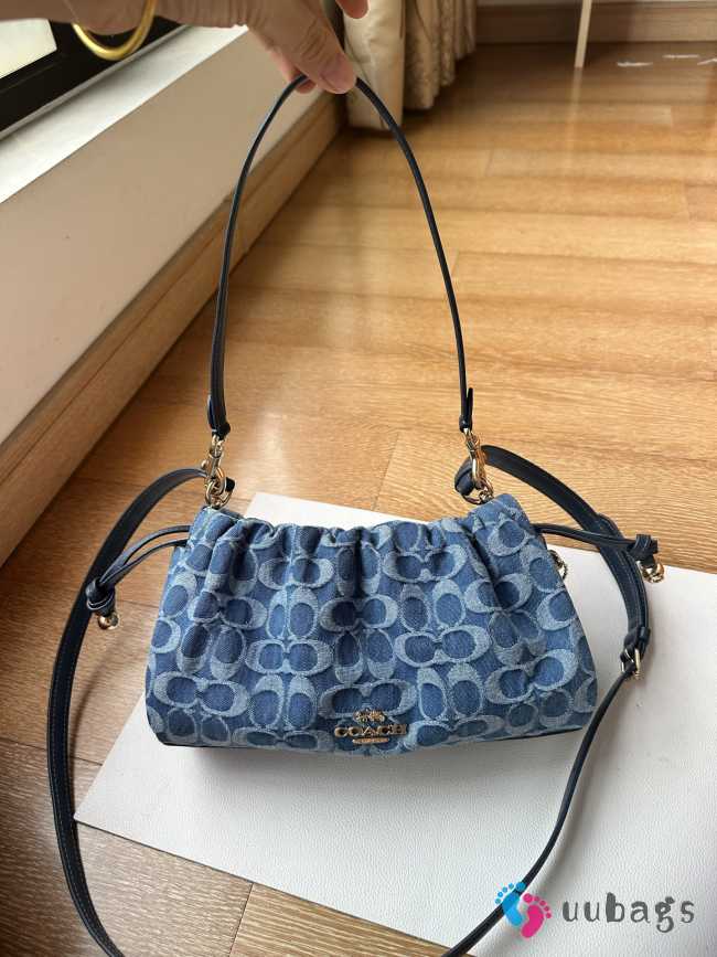Uubags Coach Faye Shoulder Bag In Signature Denim 22x18.5x8.5cm - 1