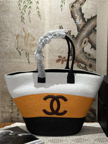 Uubags Chanel Maxi-sized Shopping Bag Raffia & Calfskin In White, Dark Beige & Black 35x60x20cm