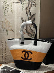 Uubags Chanel Maxi-sized Shopping Bag Raffia & Calfskin In White, Dark Beige & Black 35x60x20cm - 2