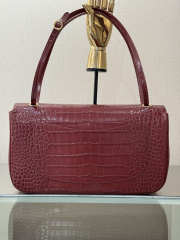 Uubags Chanel East-West Classic Flap Bag In Burgundy Crocodile-Embossed Calfskin & Gold-Tone Metal 26x16x7cm - 3
