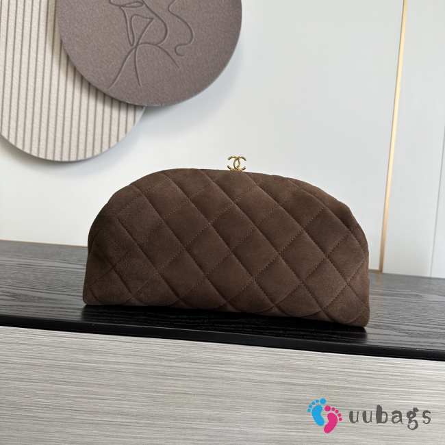 Uubags Chanel clutch with strap suede calfskin & gold-colored metal in dark chocolate 18x30x15cm - 1