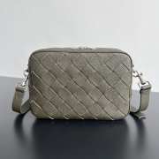 Uubags Bottega Veneta Intrecciato Camera Bag In Khaki 29x19.5x7.5cm - 1