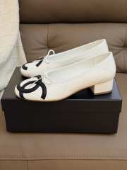 Uubags Chanel Ballet Shoes In Lambskin White & Black 3.5cm - 6