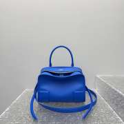 Uubags Loewe small Amazona 180 bag in soft calfskin royal azur 24.5x18.5x10cm - 4