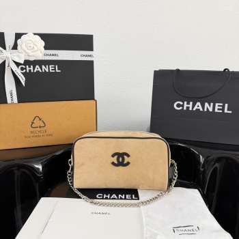 Uubags Chanel Medium Zipped Pouch In Suede Calfskin & Silver-Tone Metal Beige 23x13x9cm