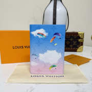 Uubags Louis Vuitton M28807 Passport Cover Gradiant Blue Pink 10x14x2.5cm - 1