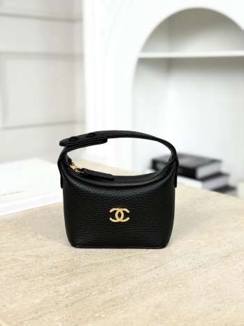 Uubags Chanel Mini Bag Charm Coco Beach In Black 11x11x4cm