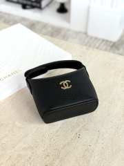 Uubags Chanel Mini Bag Charm Coco Beach In Black 11x11x4cm - 6