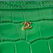 Uubags Chanel bag with chain in green croc embossed calfskin leather with gold-tone hardware 19x12x9cm - 5