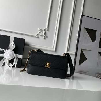 Uubags Chanel Classic Flap Messenger Bag In Black Grained Calfskin with Gold-Tone Hardware 25x16x8cm