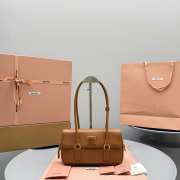 Uubags Miu Miu Arcadie leather bag in brown 11.5x24x5cm - 1