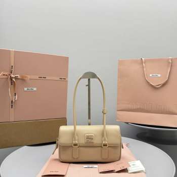 Uubags Miu Miu Arcadie leather bag in sand beige 11.5x24x5cm