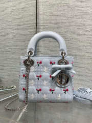 Uubags Dioramour Micro Lady Dior Chain Bag Mini Doves & Roses Embroidery Cannage Lambskin Light Blue 18x15x7cm - 5