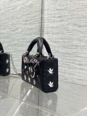 Uubags Dioramour Mini Lady D-Joy Bag Multicolor Doves & Roses Embroidery Cannage Lambskin Black 19x10.5x5.5cm - 5