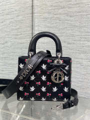 Uubags Dioramour Small Lady Dior Chain Bag Mini Doves & Roses Embroidery Cannage Lambskin Black 20x17x8cm - 1