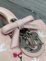 Uubags Dioramour Mini Lady D-Joy Bag Multicolor Doves & Roses Embroidery Cannage Lambskin Light Pink 19x10.5x5.5cm - 4