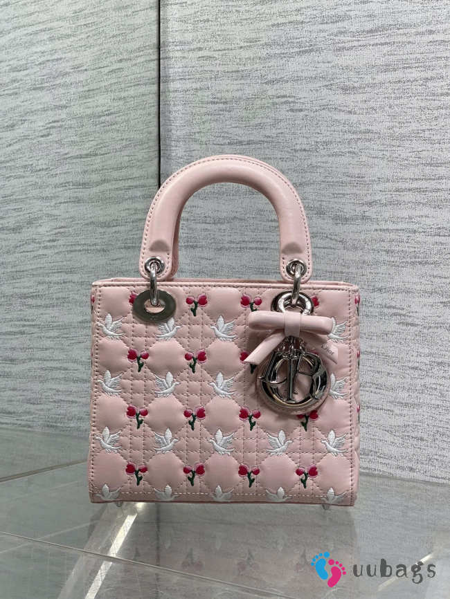 Uubags Dioramour Small Lady Dior Chain Bag Mini Doves & Roses Embroidery Cannage Lambskin Light Pink 20x17x8cm - 1