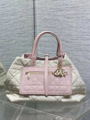 Uubags Medium Dior Toujours Bag Two-Tone Latte and Soupir Pink Macrocannage Calfskin 28.5x19x21cm - 2