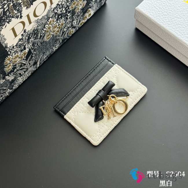 Uubags Lady Dior Freesia Card Holder Two-Tone White and Black Cannage Lambskin 10.5x8x0.5cm - 1