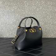 Uubags Valentino Garavani Small Soft Leather Shopping Bag In Black 25x15x17.5cm - 6