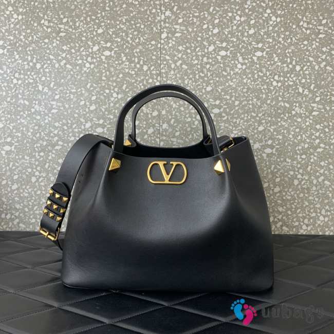 Uubags Valentino Garavani Medium Soft Leather Shopping Bag In Black 35x25x16cm - 1