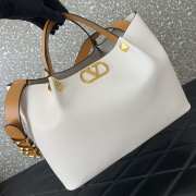 Uubags Valentino Garavani Medium Soft Leather Shopping Bag In Ivory 35x25x16cm - 3