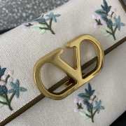 Uubags Valentino Garavani Vsling Small Handbag In Linen With Embroidery Natural/Multicolor 22x17x9cm  - 6