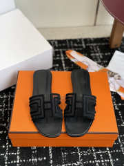 Uubags Hermes Oran sandal in black H262201Z  - 4