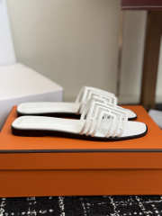 Uubags Hermes Oran sandal in white H262201Z - 3