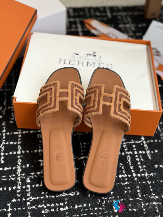Uubags Hermes Oran sandal in brown H262201Z - 1