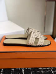 Uubags Hermes Oran sandal in beige H262201Z - 5