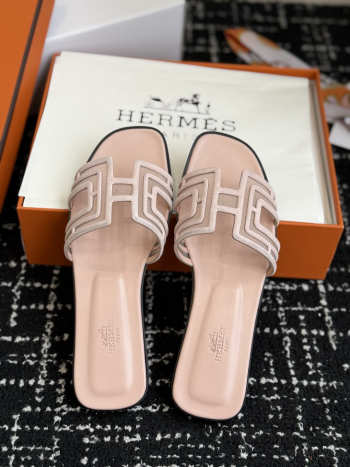 Uubags Hermes Oran sandal in beige nude H262201Z