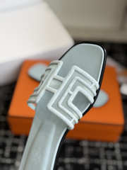 Uubags Hermes Oran sandal in light blue H262201Z - 5