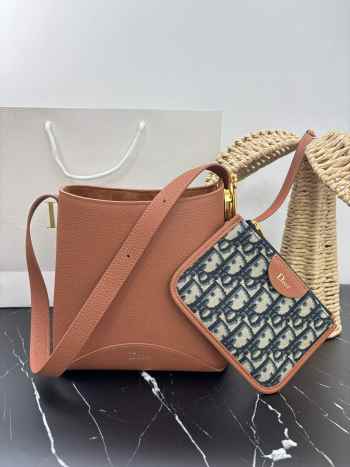 Uubags Small Dior Medaillon Bucket Bag Brown Grained Calfskin 19x18x12.5cm