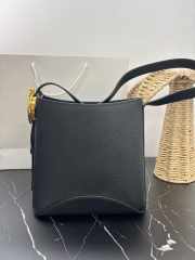 Uubags Small Dior Medaillon Bucket Bag Black Grained Calfskin 19x18x12.5cm - 5