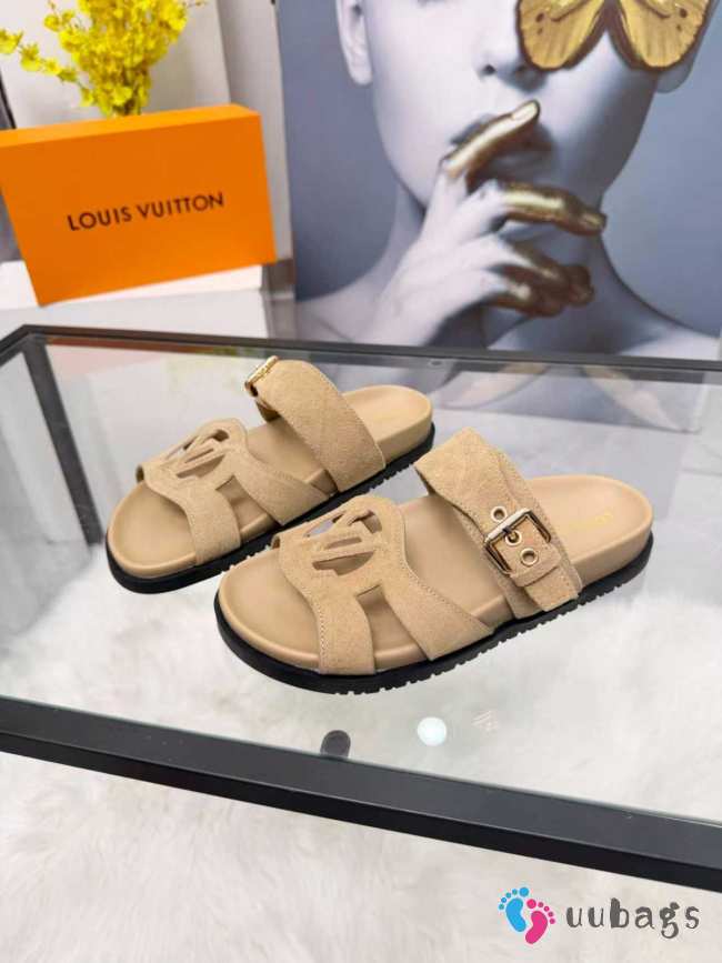 Uubags Louis Vuitton 1AJOWM Isola Comfort Sandal Beige Suede Baby Goat Leather - 1