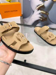 Uubags Louis Vuitton 1AJOWM Isola Comfort Sandal Beige Suede Baby Goat Leather - 3